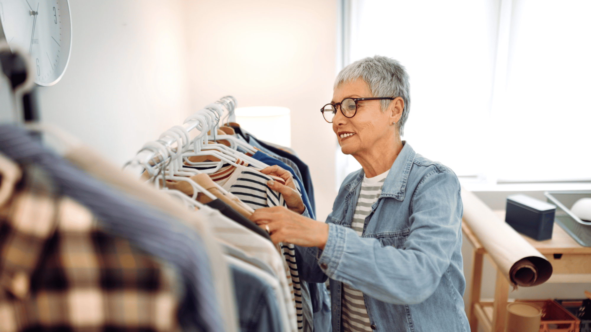 FIFTYFIVE+ Beeld retail medewerker 